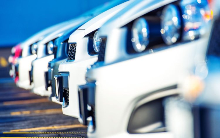 Luxury Car Rental in Dubai: Style, Power, and Elegance