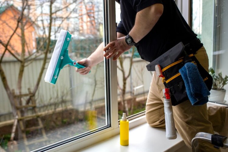 The Best Window Cleaning in Sandy, UT & Ahwatukee