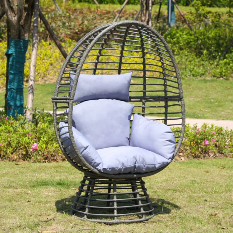 How to Choose the Best Hanging Garden Chair for Your Patio or Backyard?